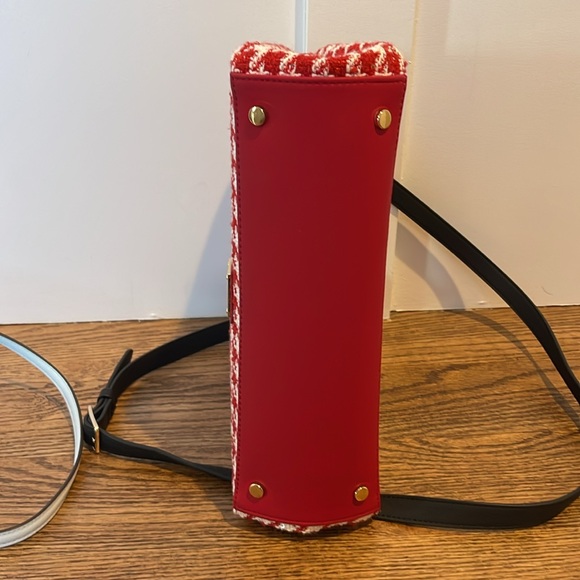 Hello Kitty Boxlunch exclusive houndstooth crossbody with matching wallet - Picture 6 of 11